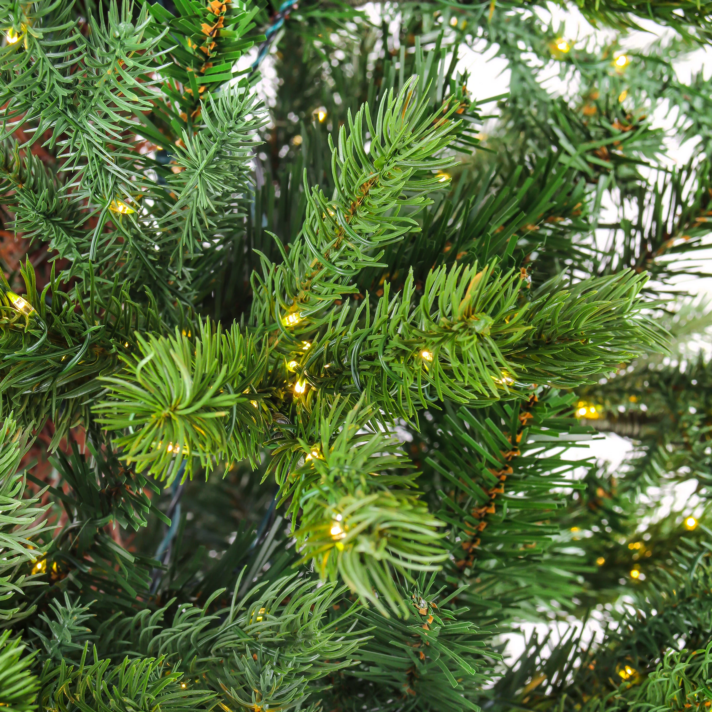 10 ft. Pre-Lit Lark Pine Feel Real Medium Tree with Warm White LED Rice Lights - Image 5